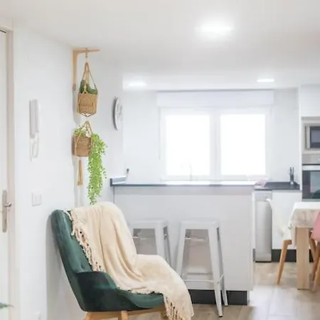 Amanecer. Entero Nuevo Con Vistas Al Mar. Apartment