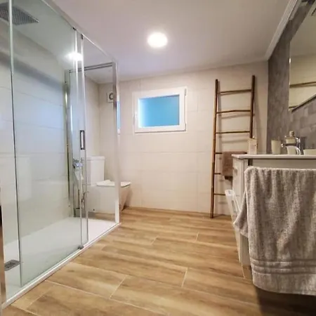 Amanecer. Entero Nuevo Con Vistas Al Mar.